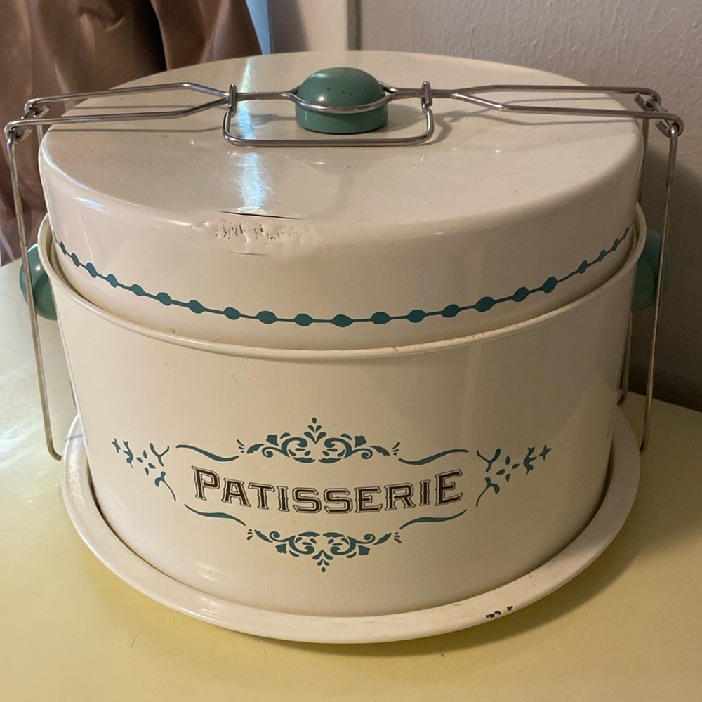 Patisserie VTG French cake tin holder container